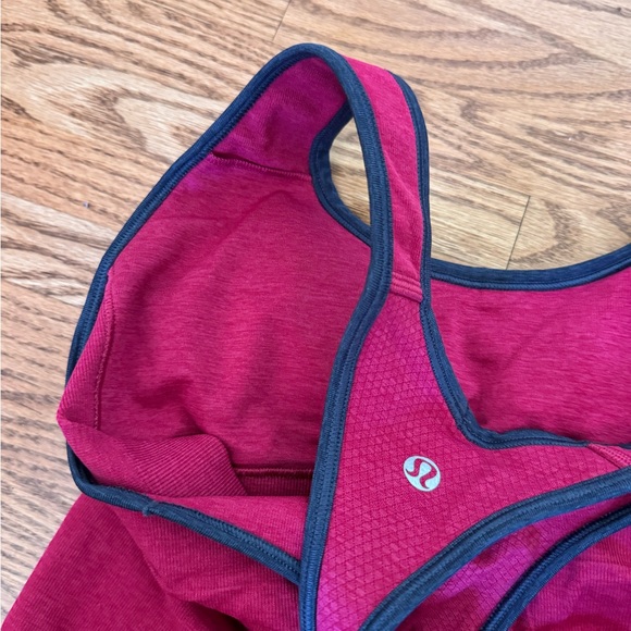 Matching shorts and top set - Picture 2 of 6